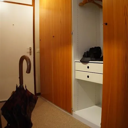 - Haus O, App 0o0310 *